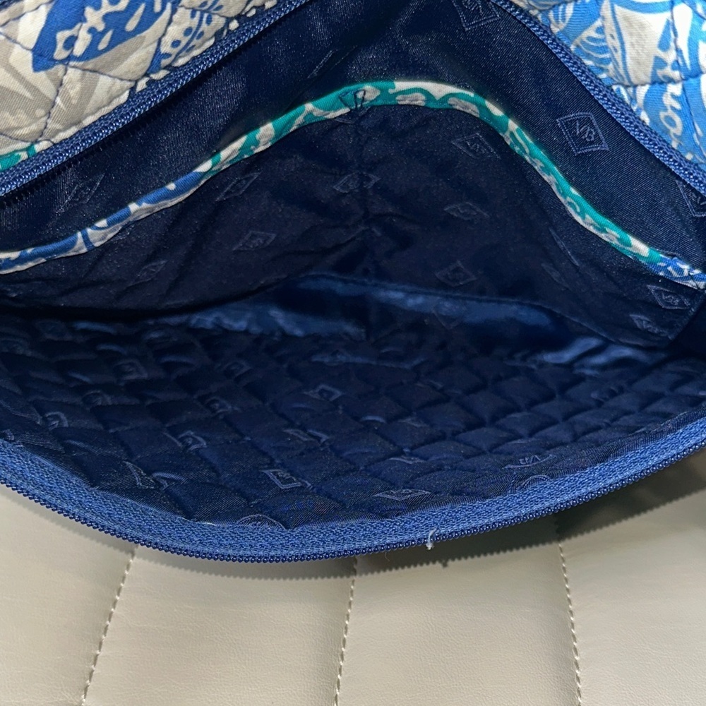 Vera Bradley Santiago Pattern Triple Zip Hipster Crossbody Bag Summer 2017 EUC - Picture 10 of 16